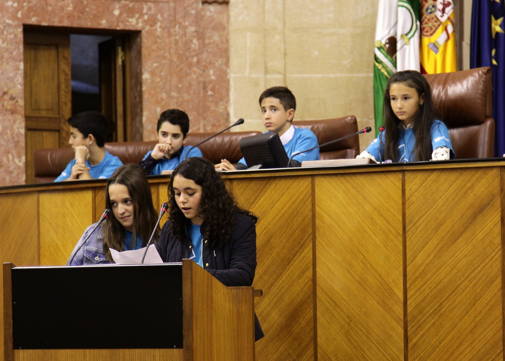 El Parlamento de Andalucía celebra su VI Pleno Infantil promovido por UNICEF para conmemorar el Día Internacional de los Derechos de la Infancia y el 25 Aniversario de la Convención sobre los Derechos del Niño